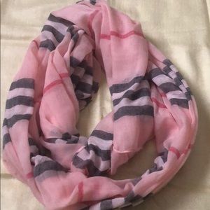 Infinity scarf